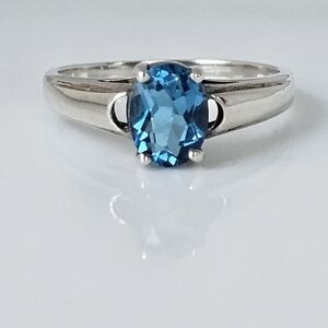 Dainty Natural London Blue Topaz Ring Sterling Silver Rhodium Overlay Size 8!